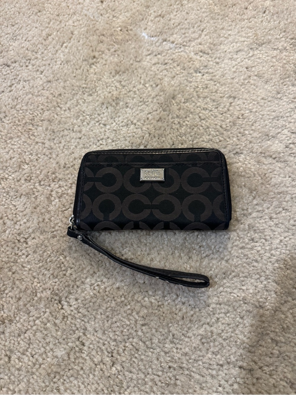 Coach Black Signature C Fabric Zip Around Wristlet Wallet